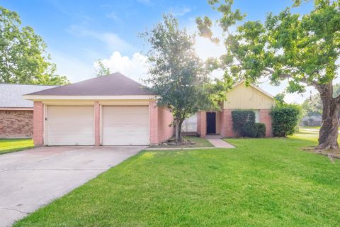 Photo of 2710 Village Court, Katy, TX 77493 (MLS # 27909587)