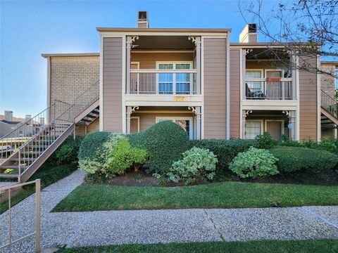 Photo of 1860 White Oak Drive #236, Houston, TX 77009 (MLS # 83729547)