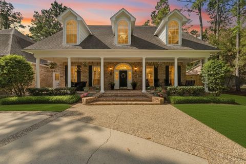Photo of 147 N Taylor Point Drive, Spring, TX 77382 (MLS # 32647230)
