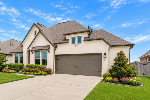 Photo of 2723 Lakeside Shore Drive, League City, TX 77573 (MLS # 62044890)
