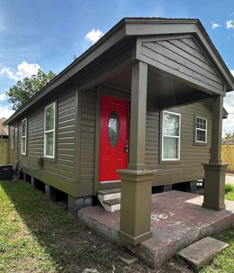 Photo of 4202 Basil Street, Houston, TX 77003 (MLS # 80062022)