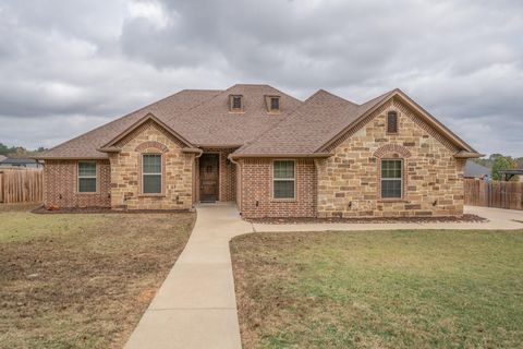 Photo of 485 Highland Place Pl, Hallsville, TX 75650 (MLS # 78663942)