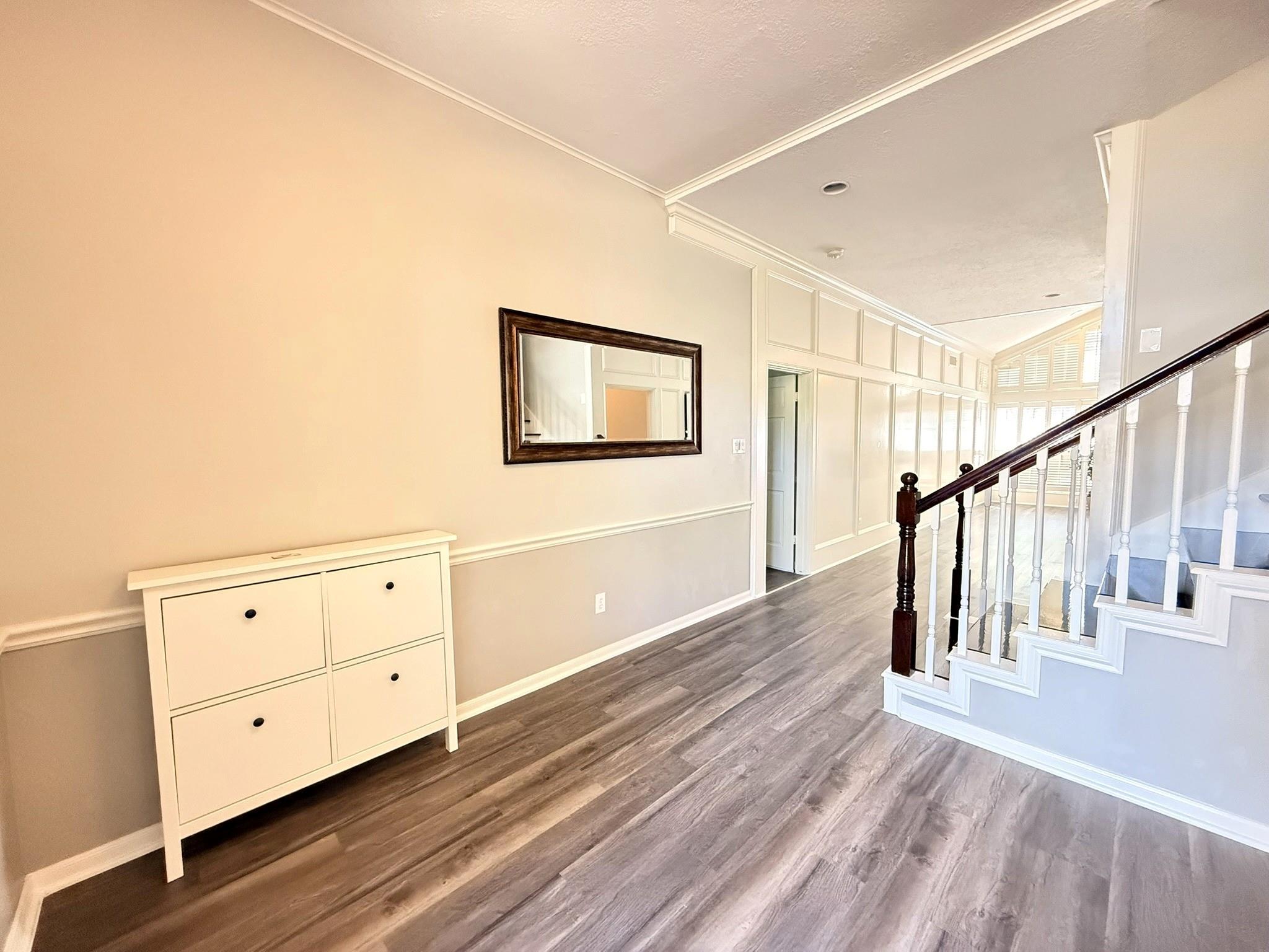 2906 Deer Creek Drive