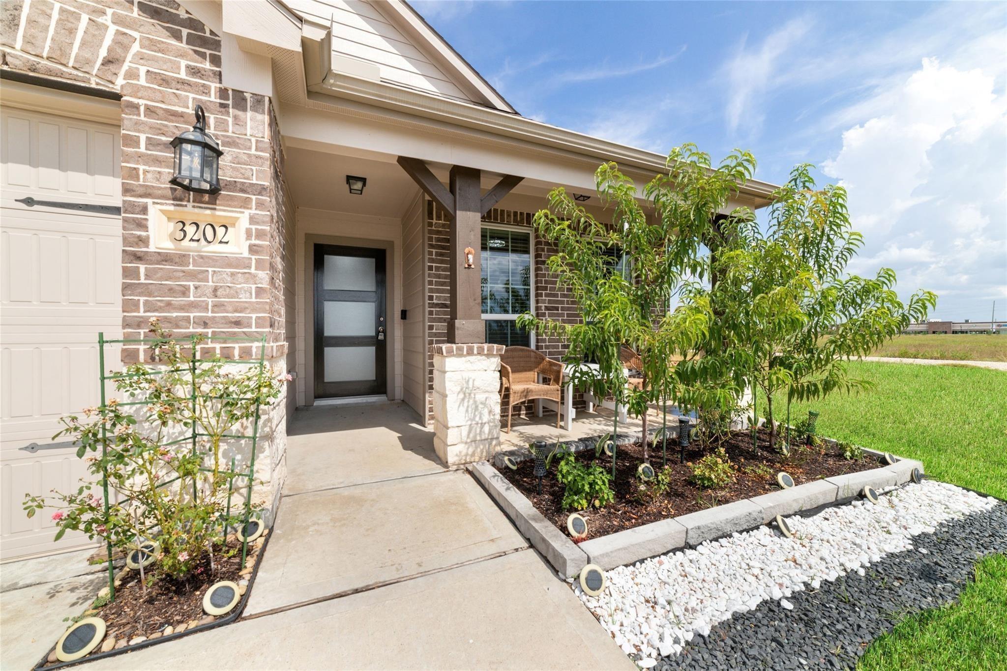 3202 Dawn Redwood Lane