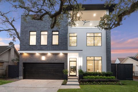 Photo of 2205 North Boulevard, Houston, TX 77098 (MLS # 70114691)