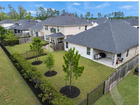 Homes For Sale - 15190 N Heron Heights Way<br/> Montgomery County, Magnolia, TX 77354