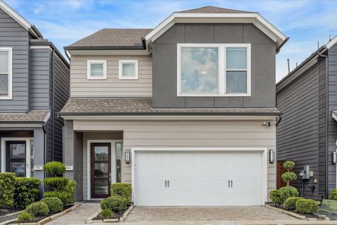 Photo of 964 Ford Pines Lane, Houston, TX 77091 (MLS # 12833319)