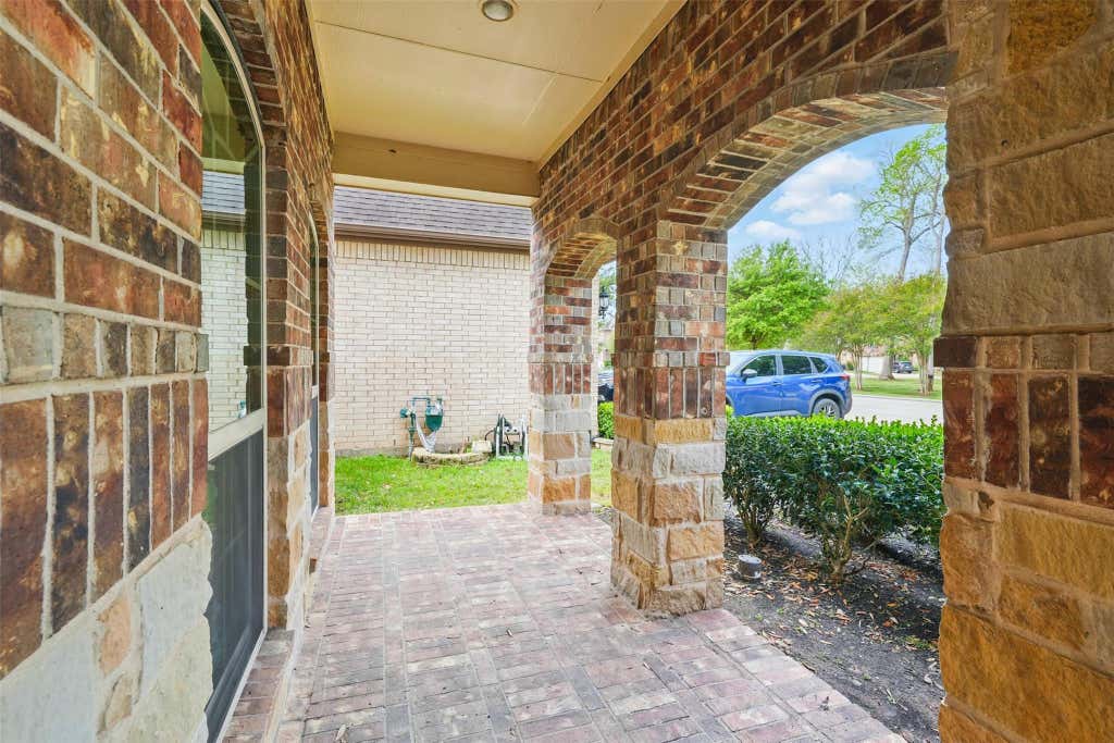 Photo of 4927 Blackwater Lane, Sugar Land, TX 77479 (MLS # 5869828)