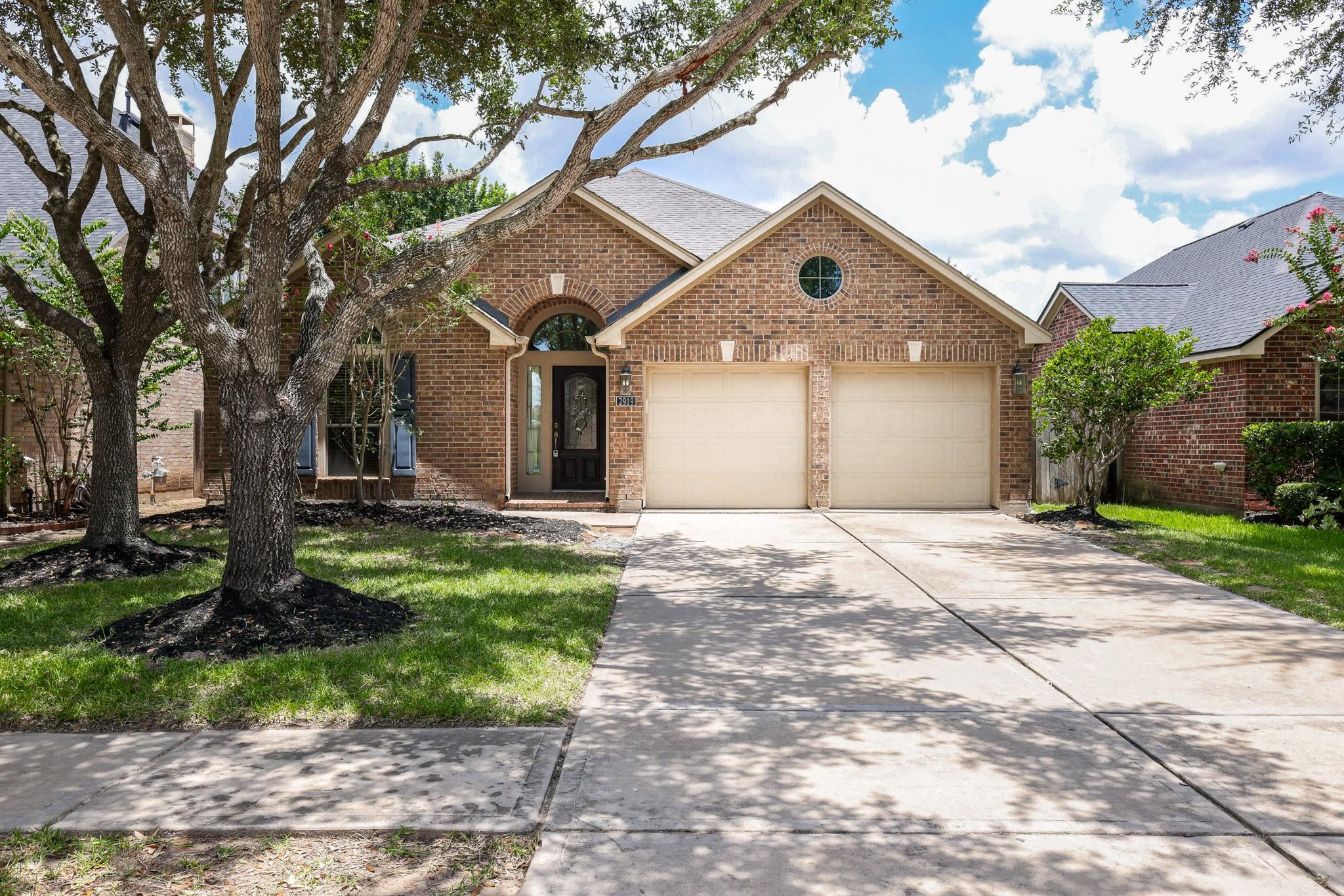 2919 Chalet Knolls Lane