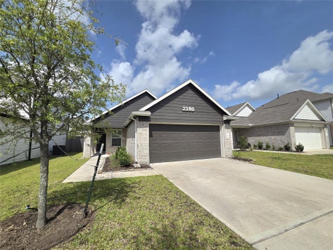 Photo of 2390 Tavo Trail Drive, Conroe, TX 77301 (MLS # 26237540)