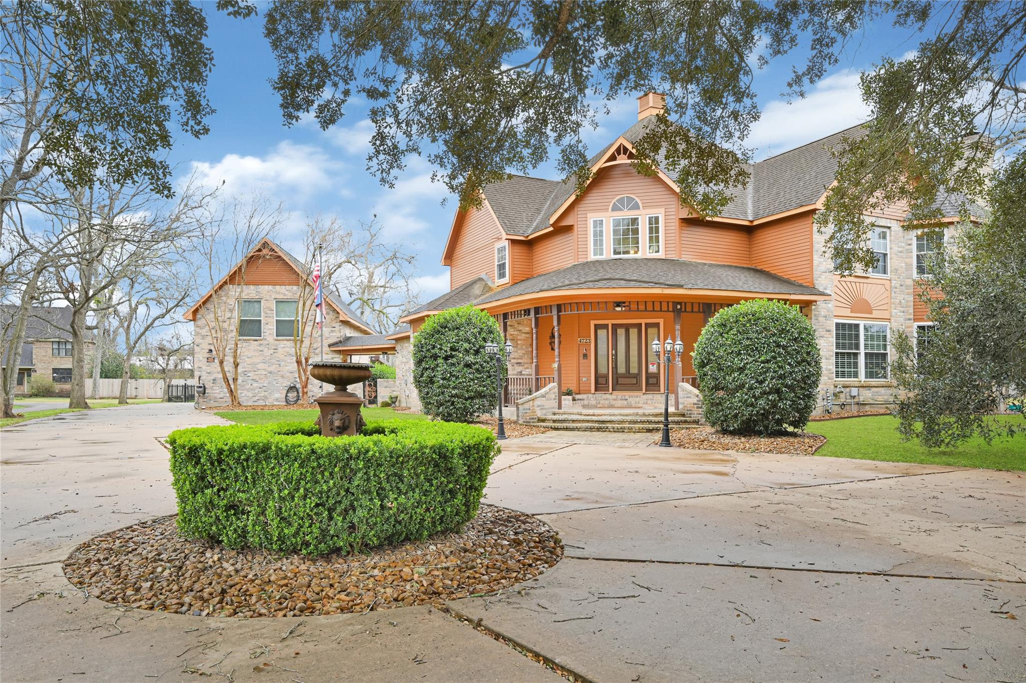 4723 Pecan Lake Ct Court