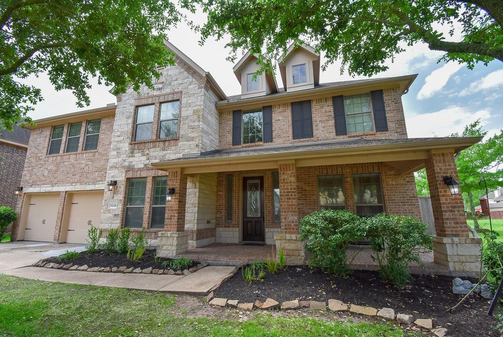 Photo of 5039 Crystal Bluff Court, Richmond, TX 77407 (MLS # 95910824)