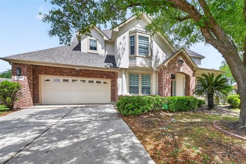 Photo of 1311 Rene Court, Sugar Land, TX 77479 (MLS # 44674913)