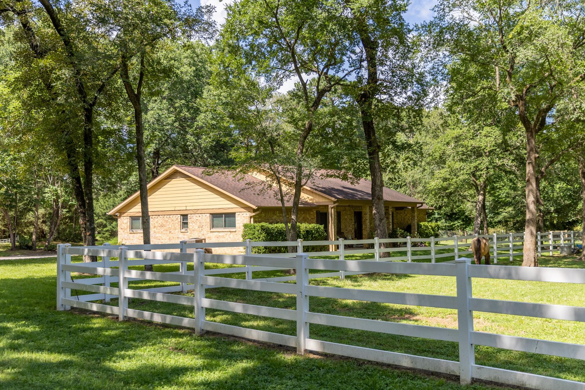 802 Sentinel Oaks