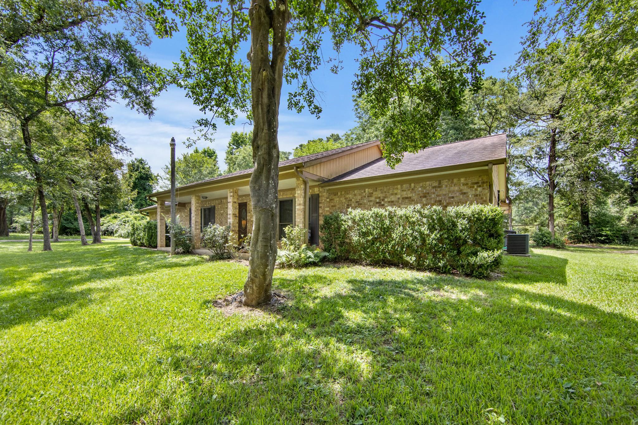 802 Sentinel Oaks