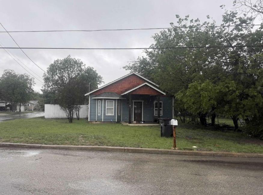 Photo of 1696 W Mill Street, New Braunfels, TX 78130 (MLS # 84252174)