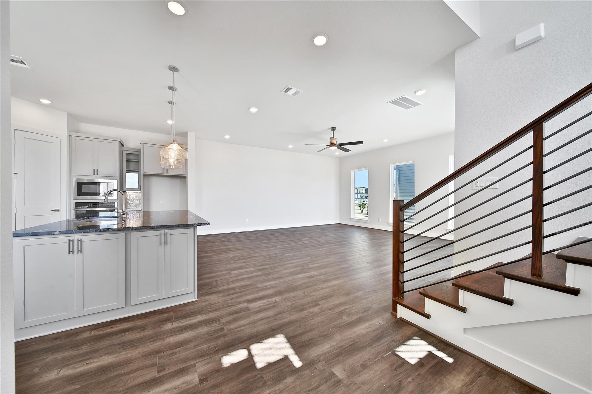 4408 Anthony Court Lane