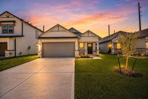 Photo of 6643 Escondido Dr DR, Rosharon, TX 77583 (MLS # 27912160)