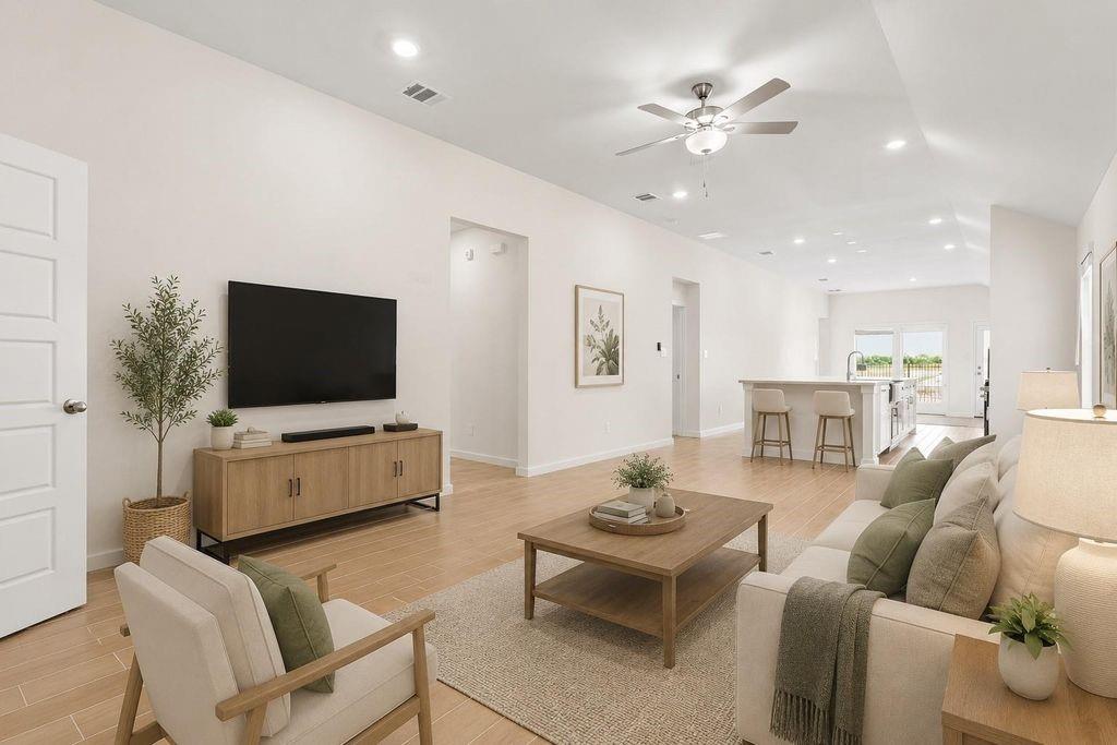 6643 Escondido Dr