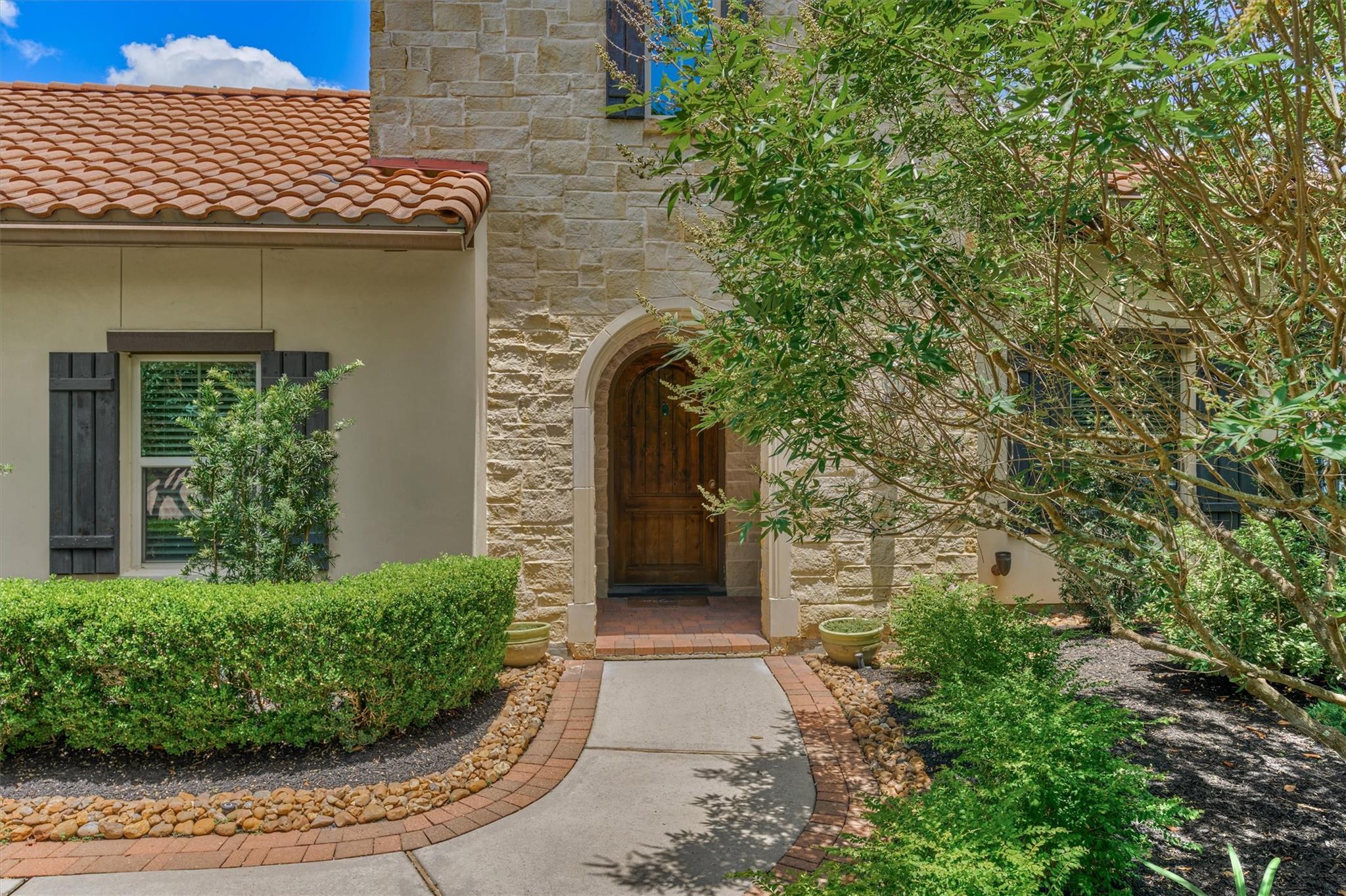 59 Freesia Court