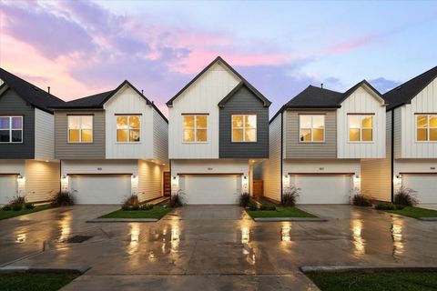 Tiny photo for 1842 W Tidwell Road Rd, Houston, TX 77091 (MLS # 9735799)