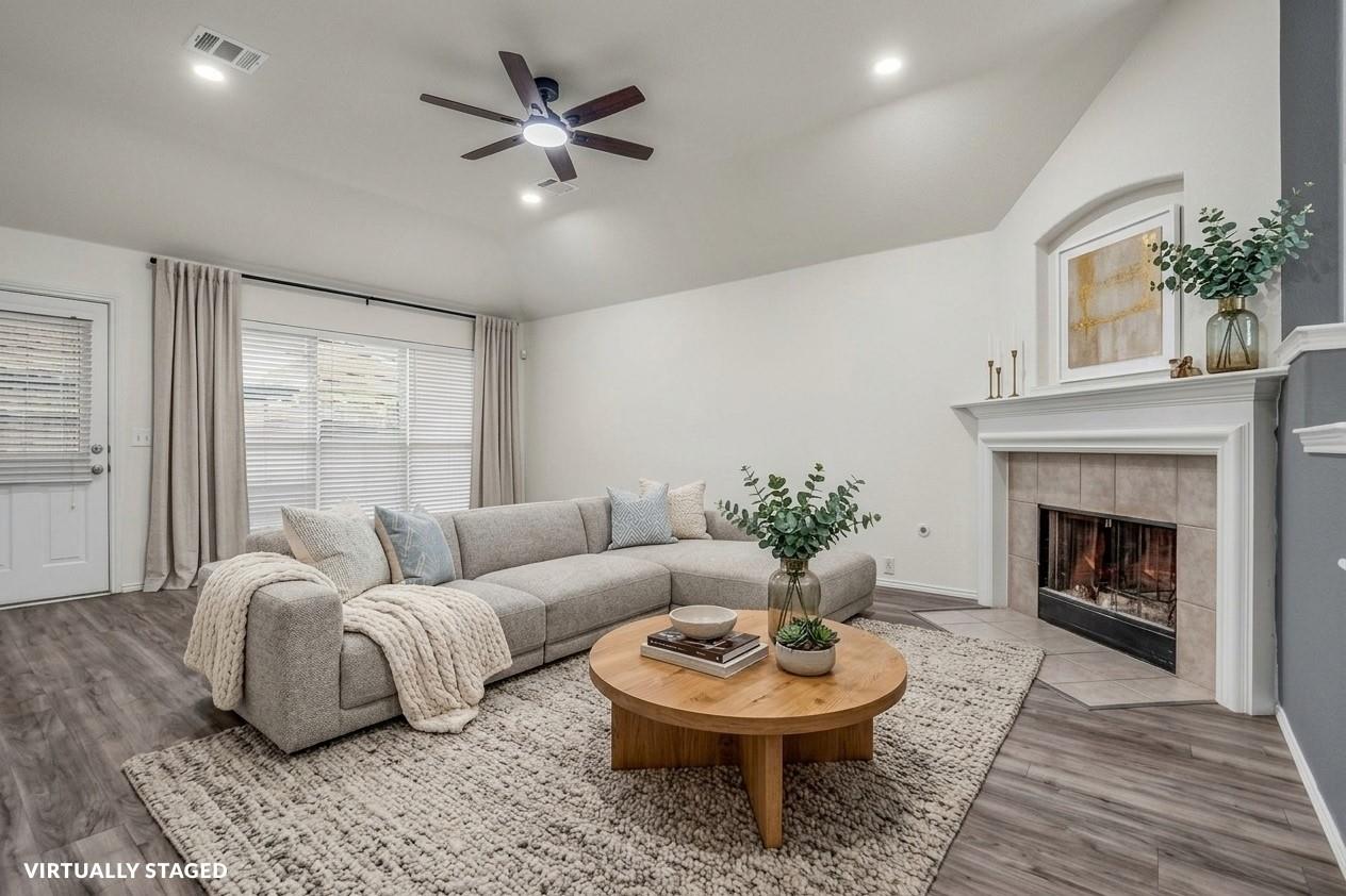11934 Leaf Oak Drive