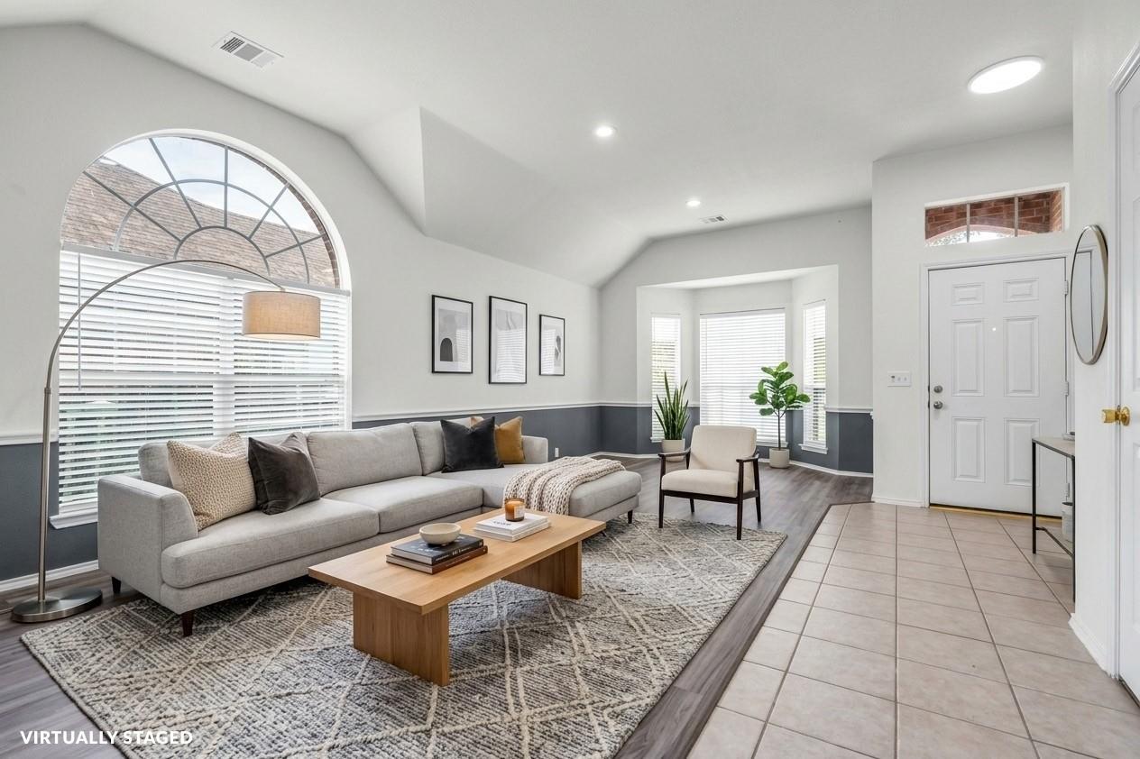 11934 Leaf Oak Drive