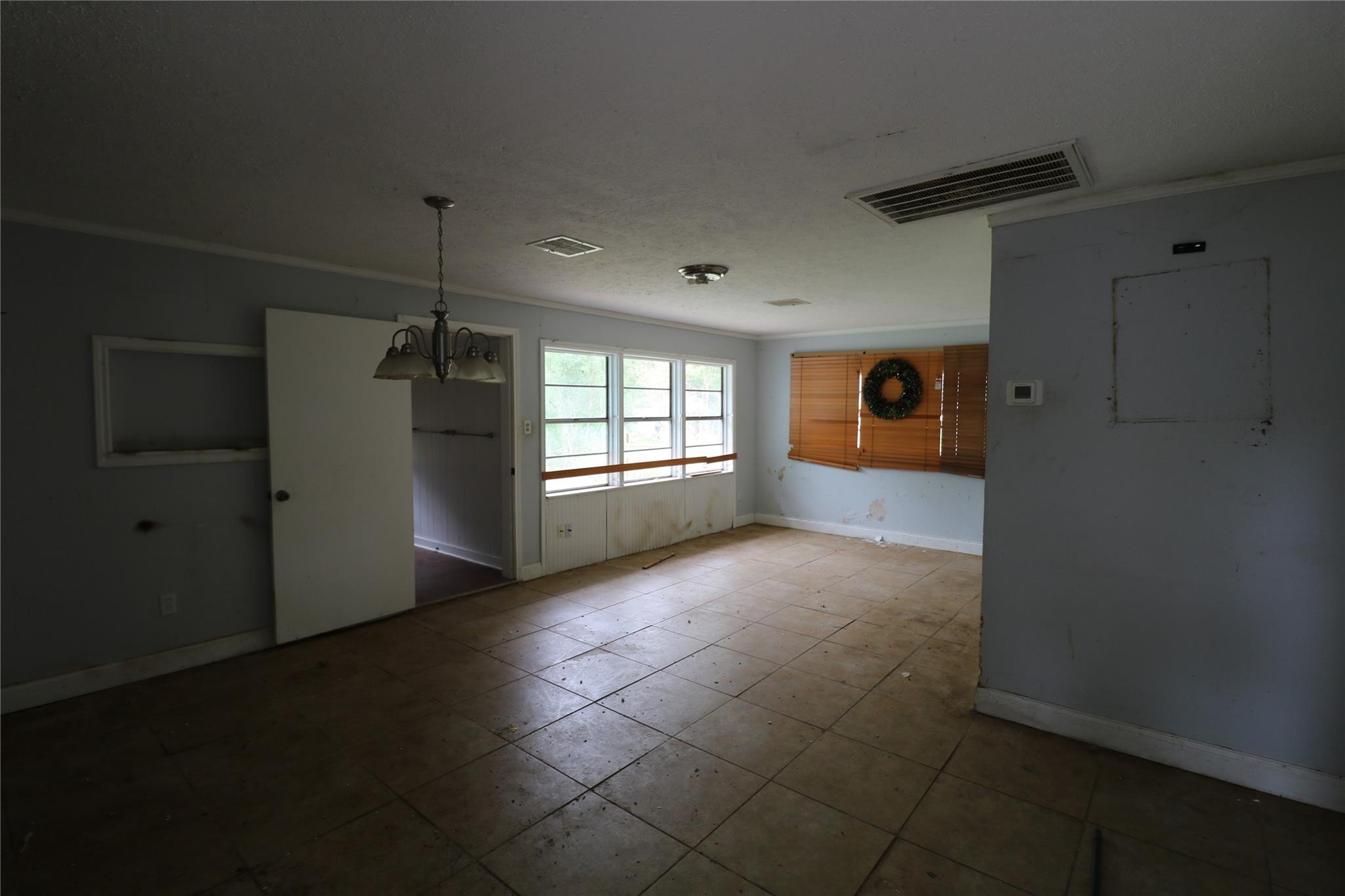 618 Azalea Drive