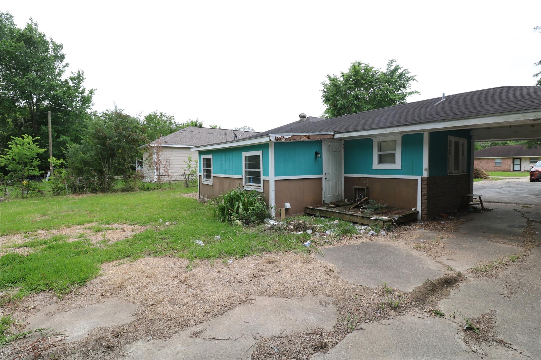 618 Azalea Drive