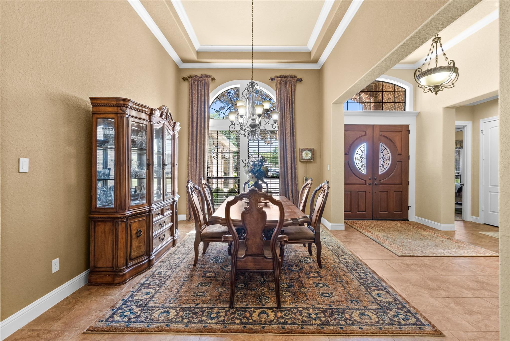 5220 Forest Cove Drive