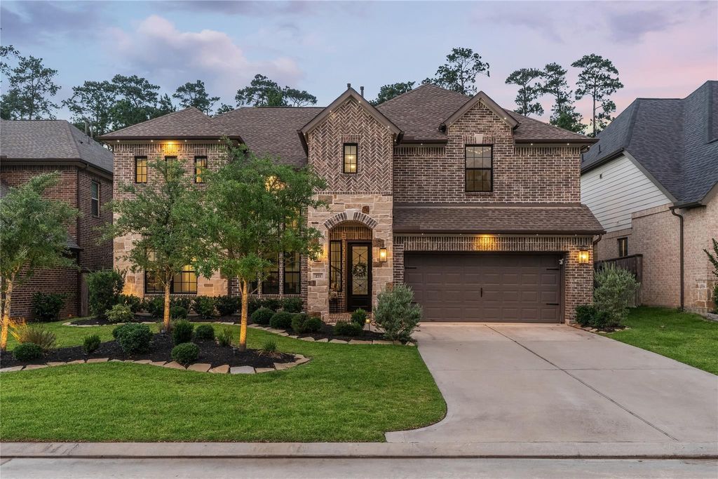 Photo of 271 Bronze View Drive, Montgomery, TX 77316 (MLS # 32397372)