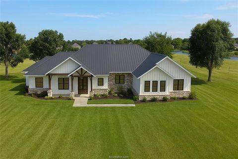 Photo of 17725 April Vista Court, College Station, TX 77845 (MLS # 4064264)