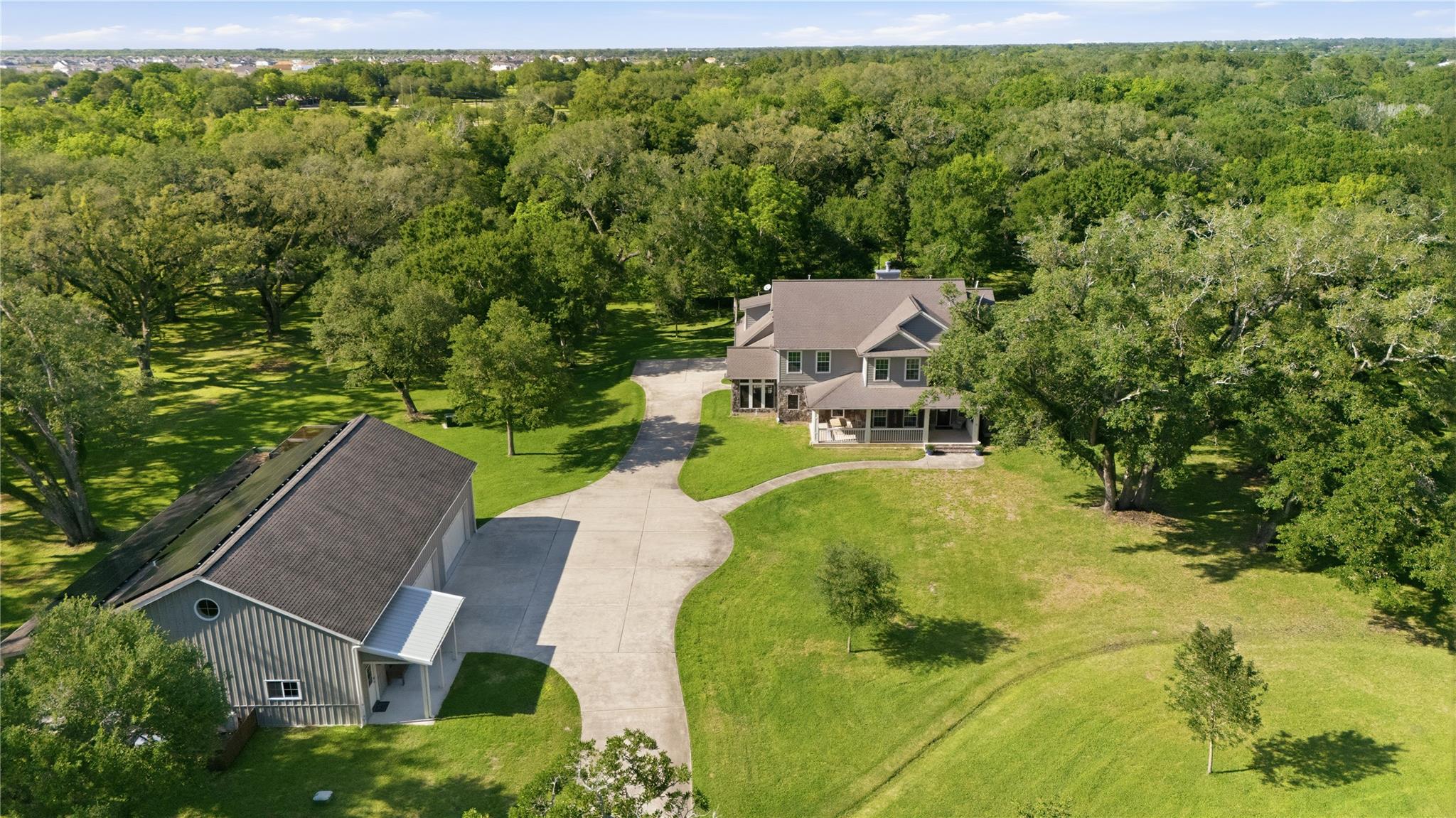 9500 Live Oak Court