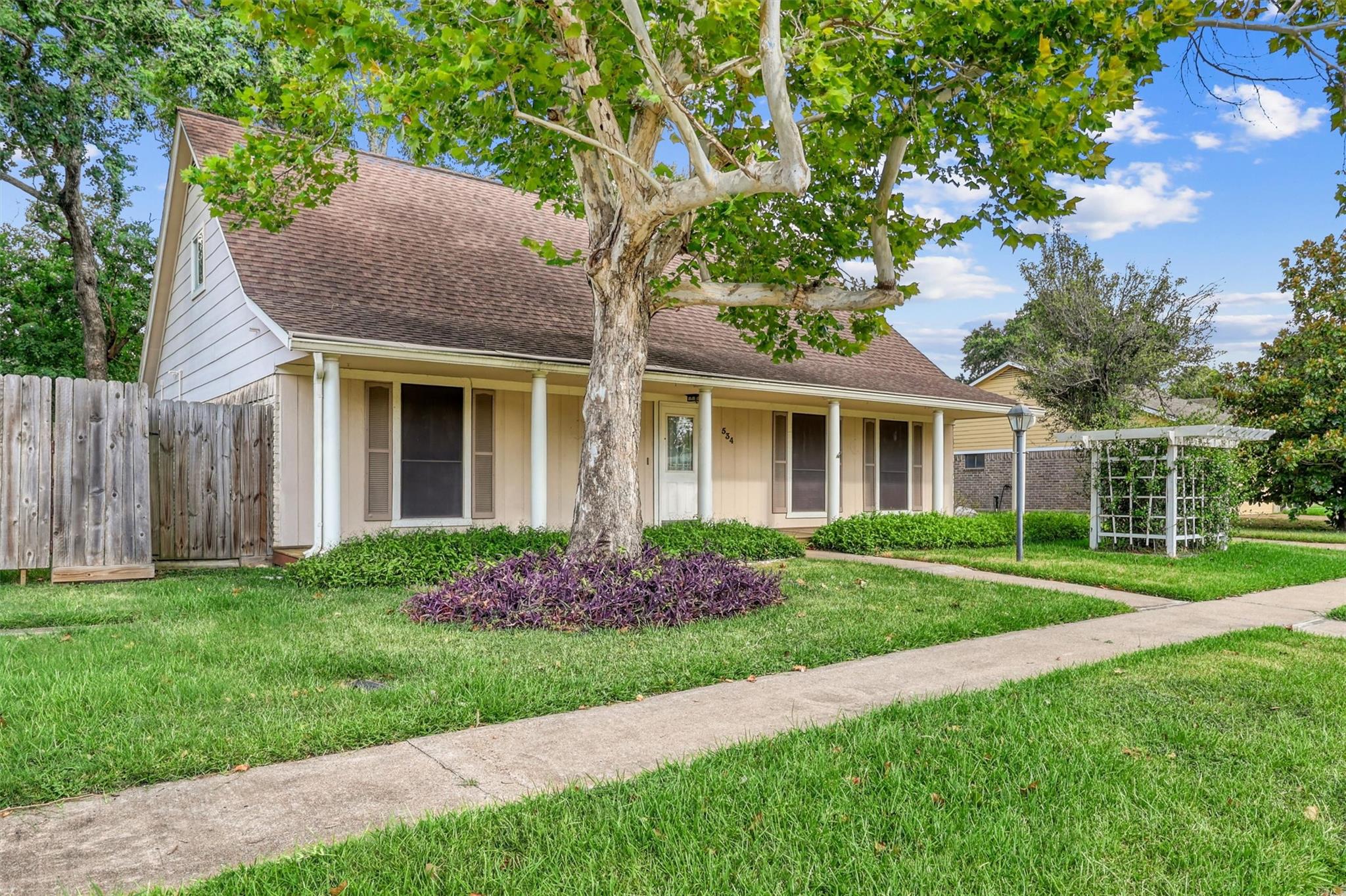 534 Belwin Drive