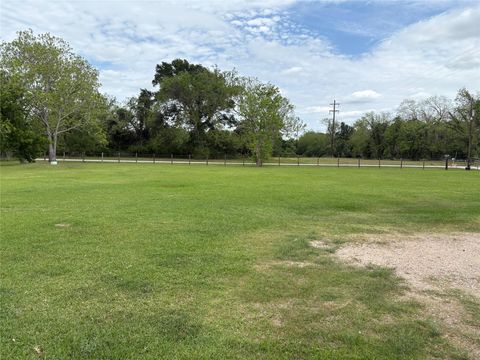 Photo of 250 County Road 275, Cedar Lake, TX 77414 (MLS # 84364108)
