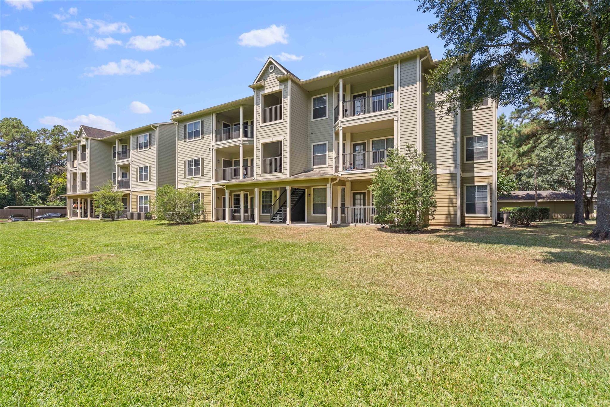 2400-913 Spring Rain Drive
