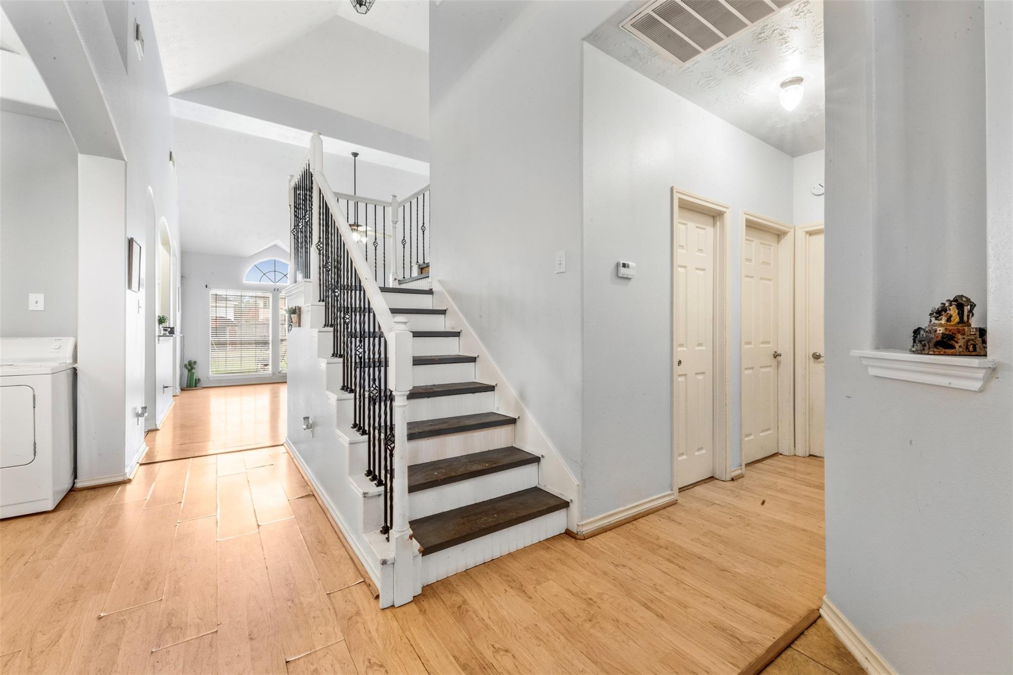 8214 Creekside Willow Court