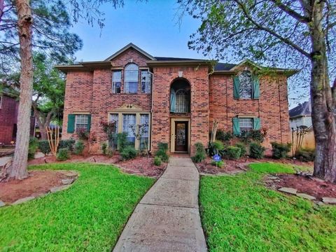 Photo of 1722 Evergreen Lane, Pasadena, TX 77586 (MLS # 37924529)