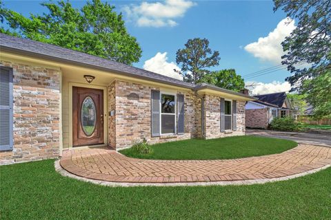 Tiny photo for 4914 Alba Road, Houston, TX 77018 (MLS # 78758873)