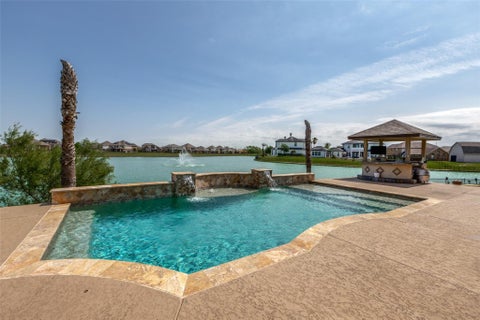Photo of 8 Cypress Point Court, Manvel, TX 77578 (MLS # 10090573)