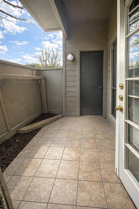 Tiny photo for 10047 Westpark Drive #73, Houston, TX 77042 (MLS # 92521797)