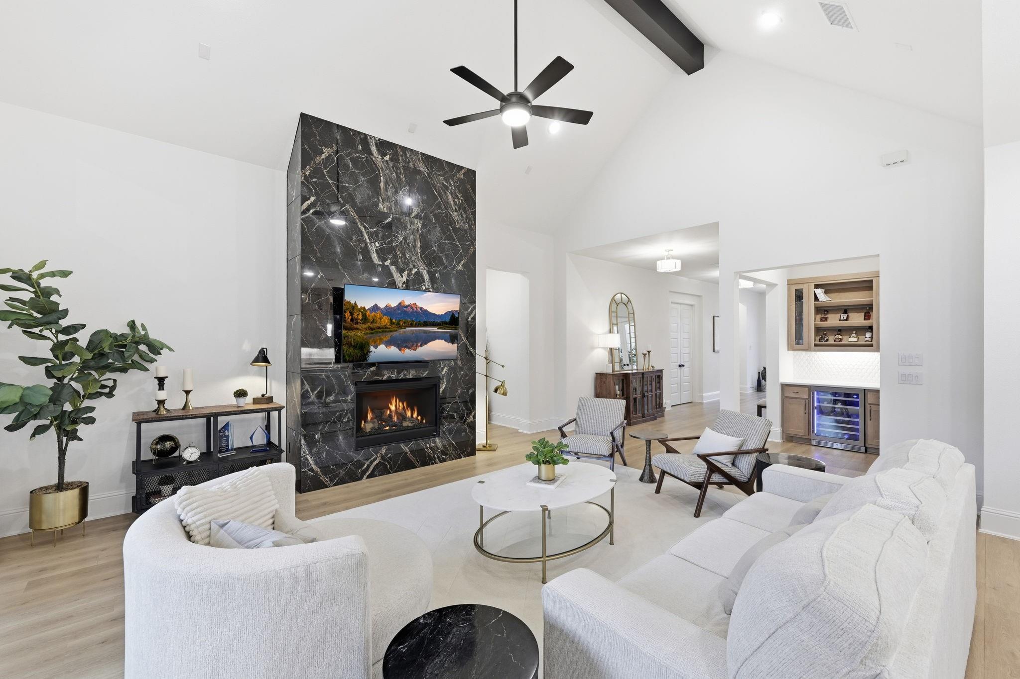 22089 Breakwater Lane