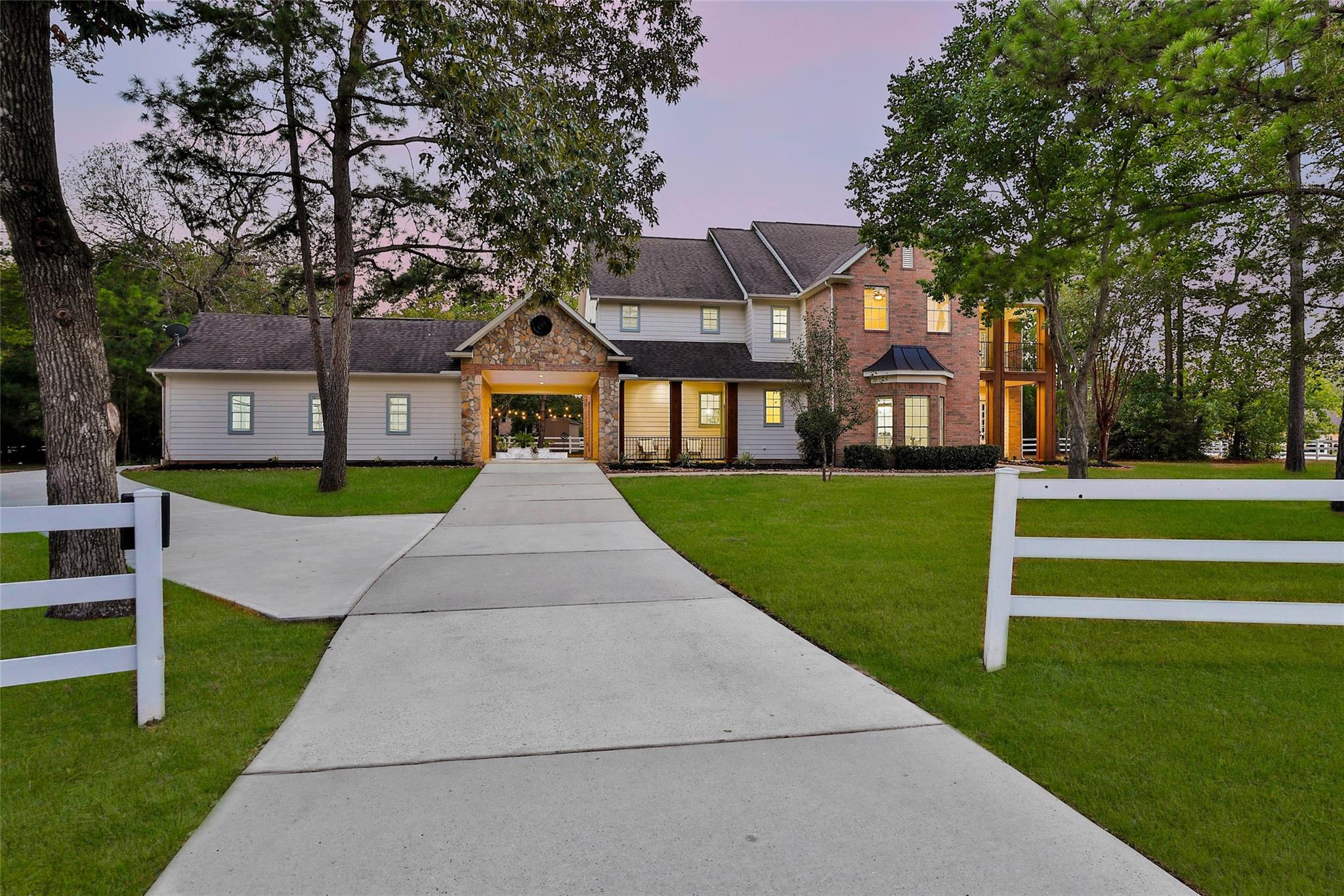 33319 White Oak Court