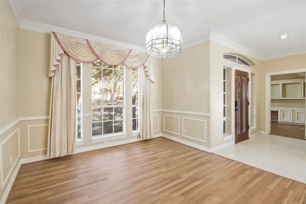 8411 Rockford Hall Drive