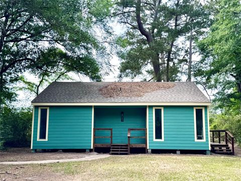 Photo of 83 Westlake Road, Trinity, TX 75862 (MLS # 24549700)