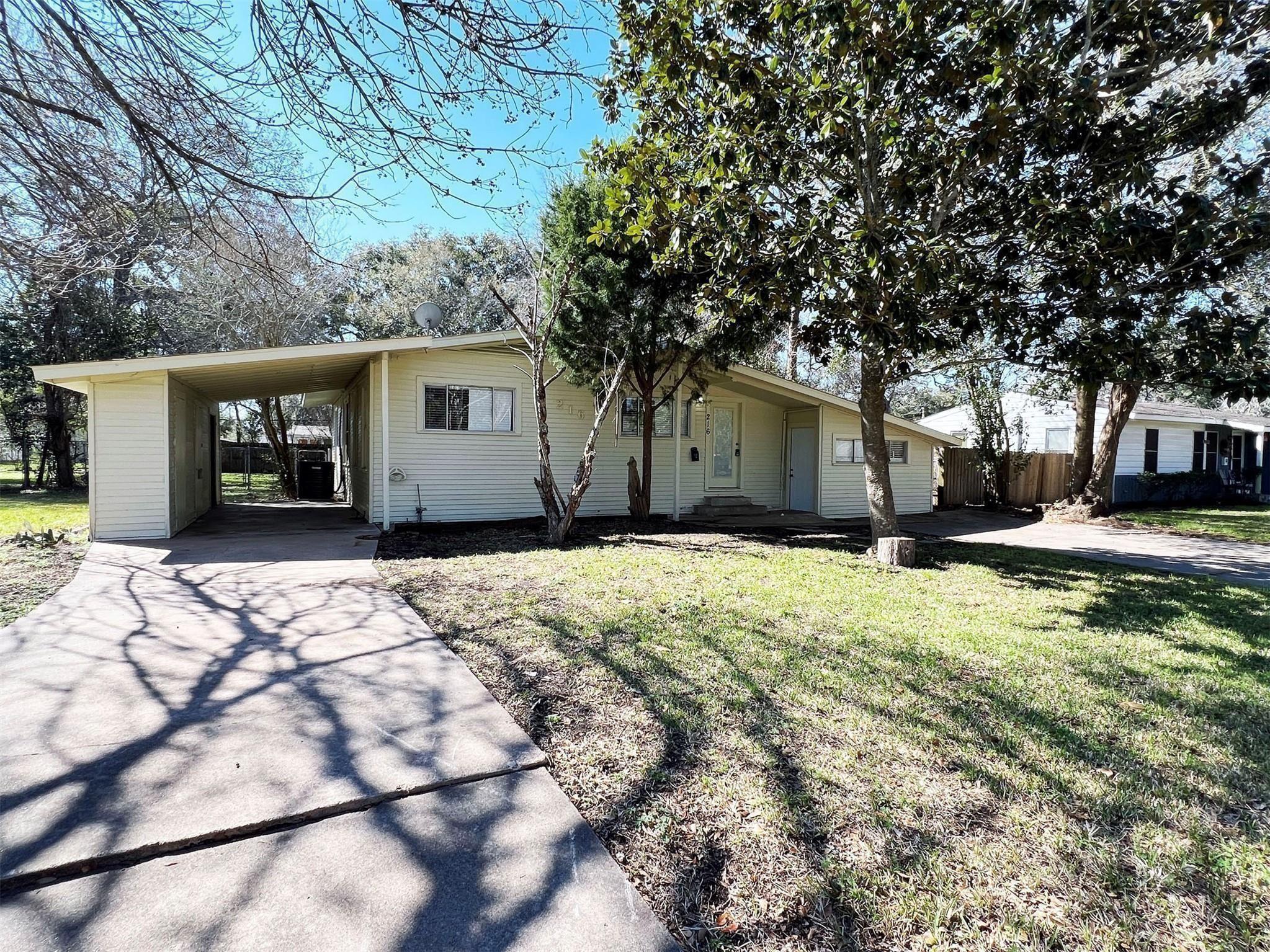 216 Camellia Street