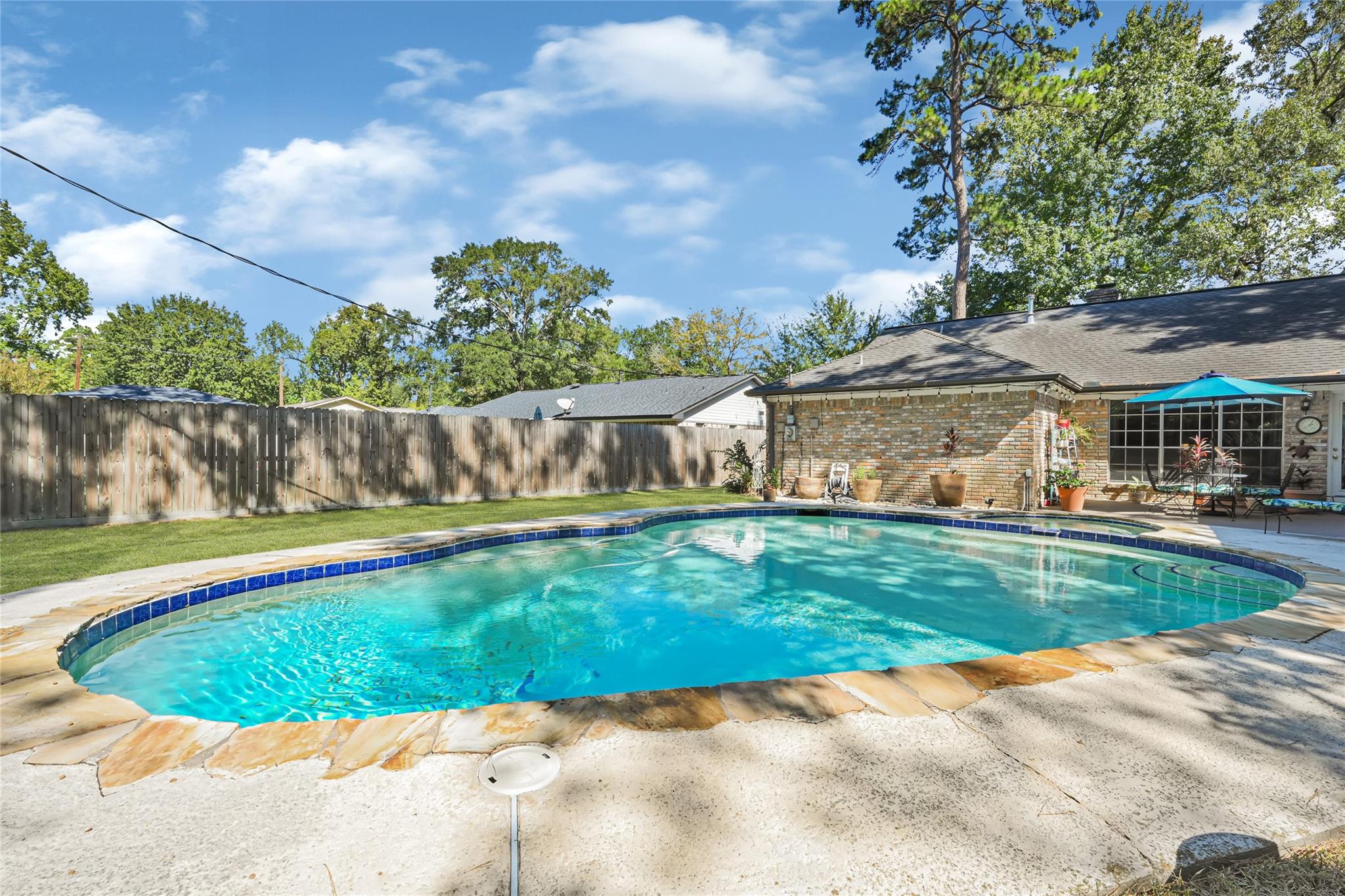 25803 Maplewood Drive