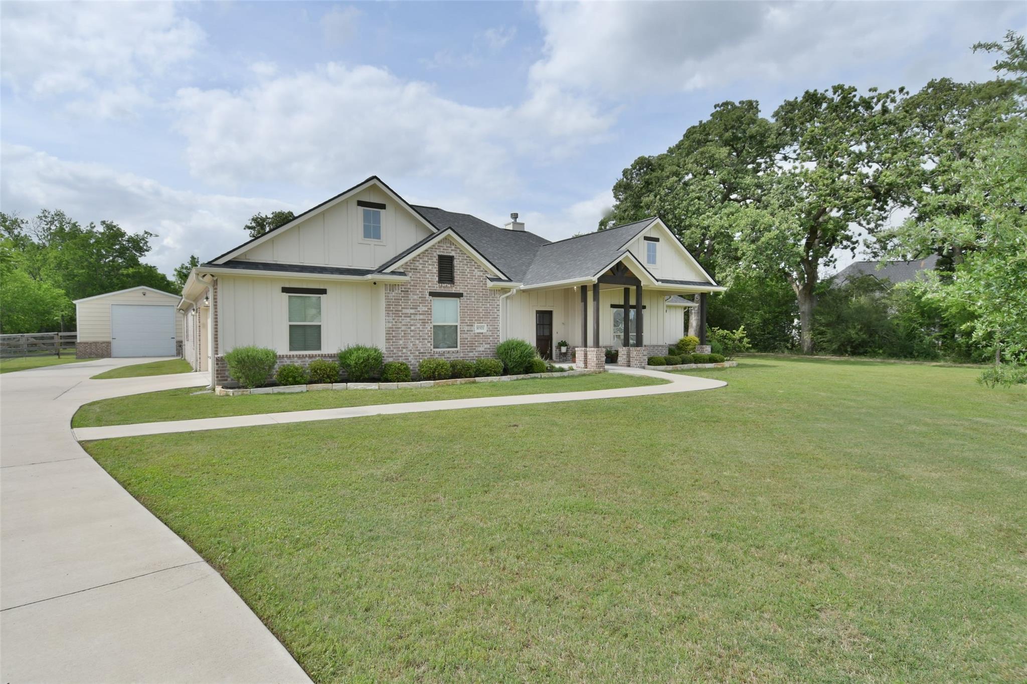 10371 Whiskey River Road