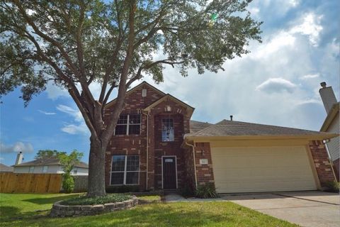 Photo of 112 Glade Bridge Court, Dickinson, TX 77539 (MLS # 54537772)