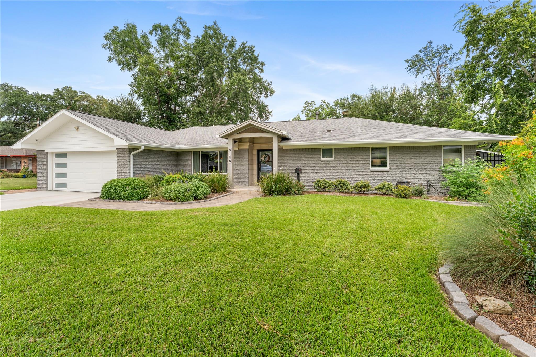 9106 Western Drive